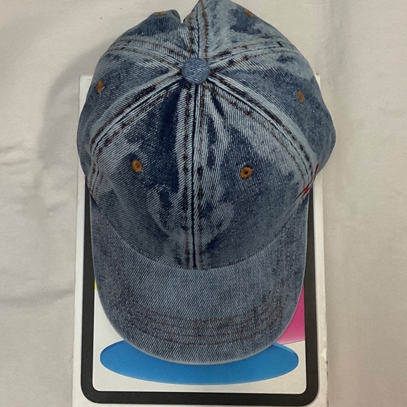 Diesel Cap - Picture 7 of 7